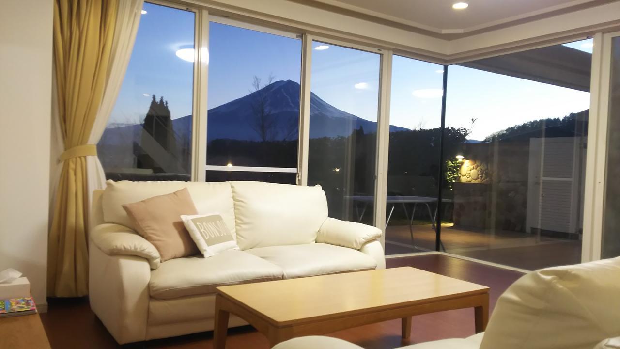 Kawaguchiko Urban Resort Villa Fujikawaguchiko Exterior foto
